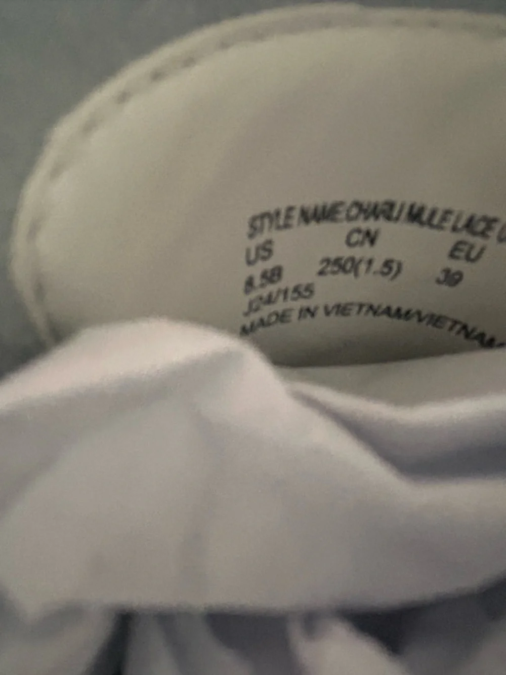 Kate ♠️ Spade Leather Mule Sneakers with Black Heart Patch, size 8.5B - Picture 7 of 9